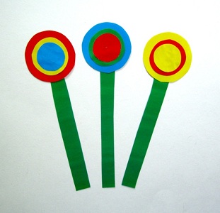 Аппликация из цветной бумаги «Ваза с цветами» для детей