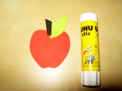 Аппликация  развивающая для детей «Спелое яблочко»